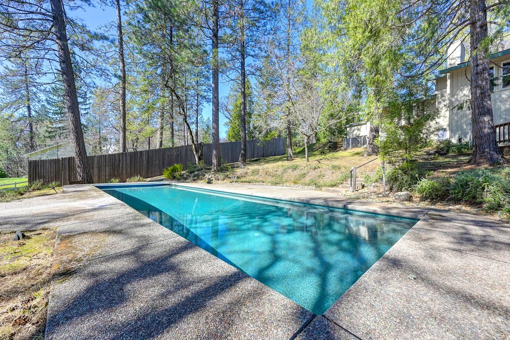 2017 Oak Hill Lane