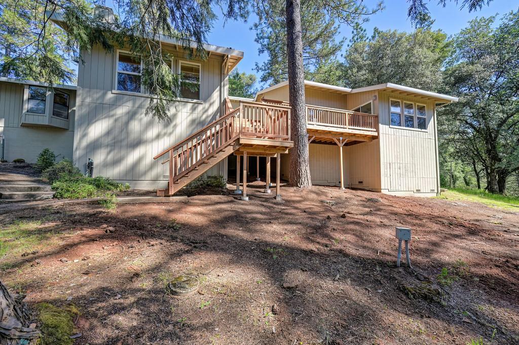 2017 Oak Hill Lane