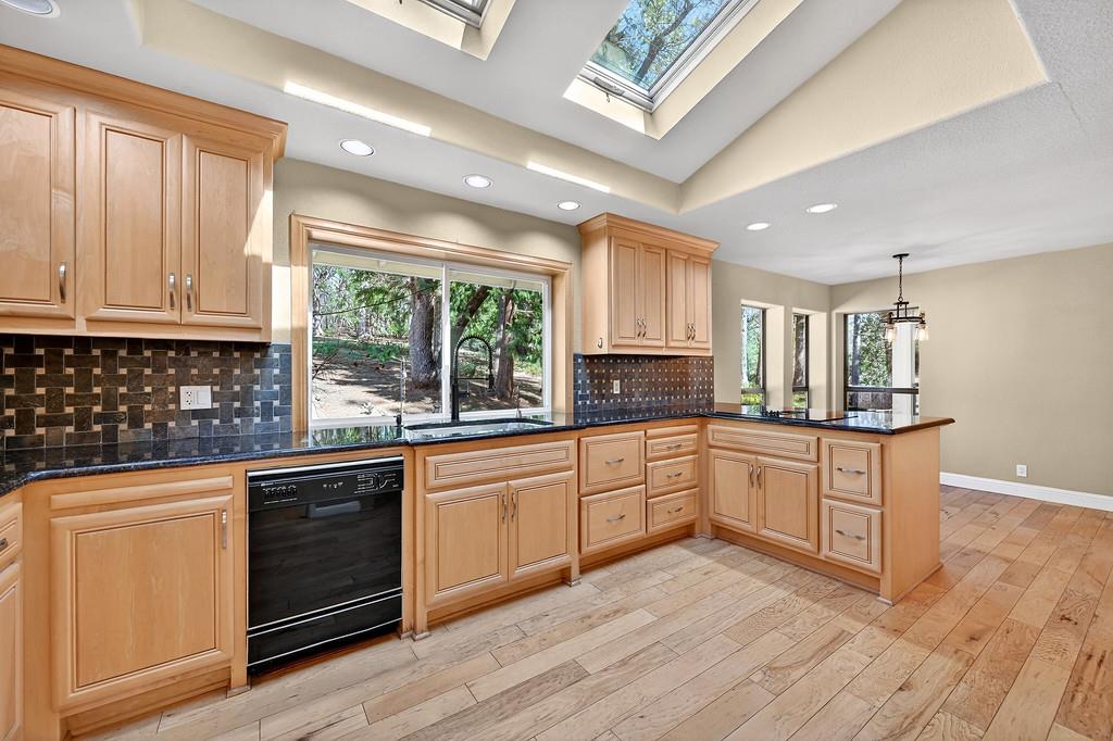 2017 Oak Hill Lane