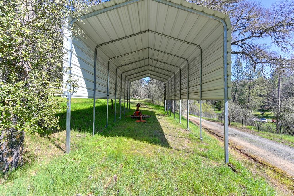 2017 Oak Hill Lane