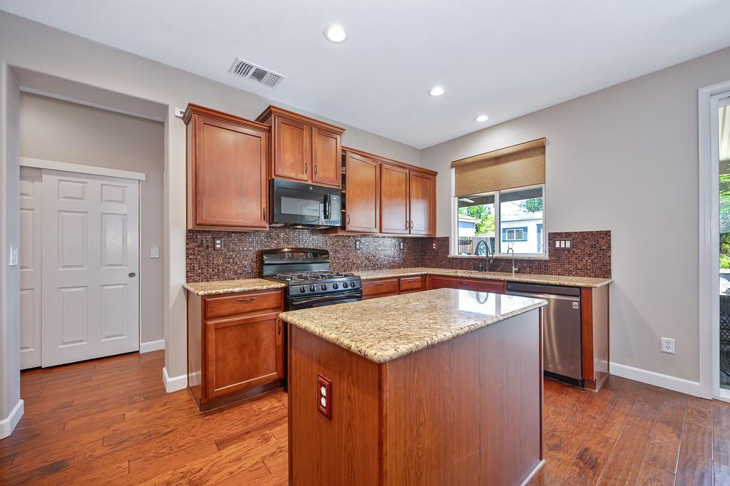 2104 Stansfield Drive