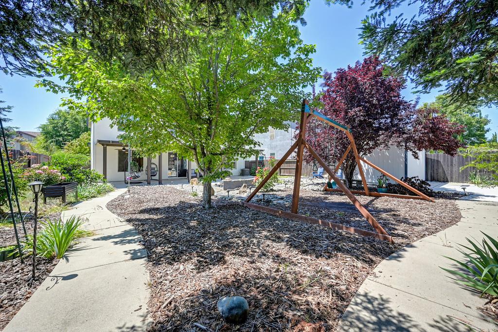 2104 Stansfield Drive