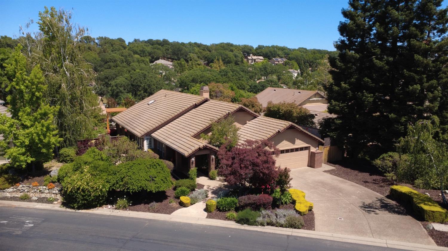 2945 Bridlewood Drive
