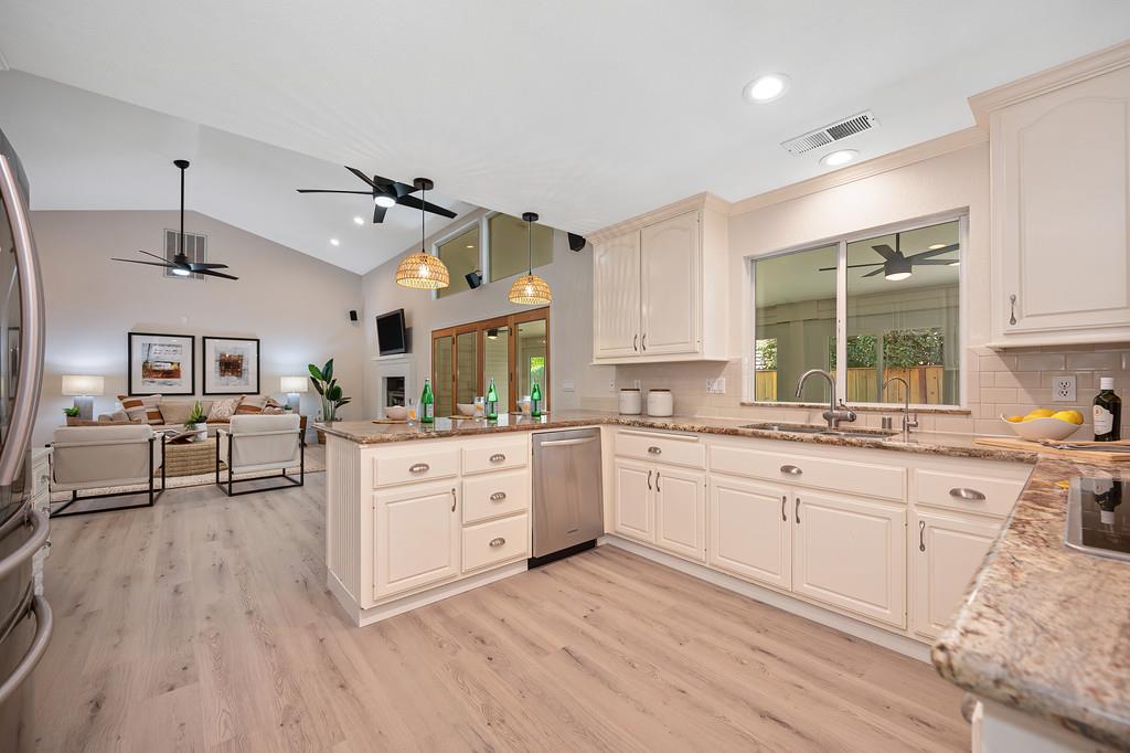 2945 Bridlewood Drive