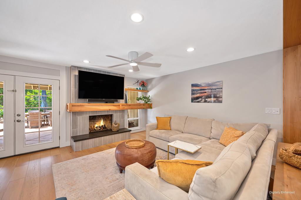 2218 Mclaren Drive