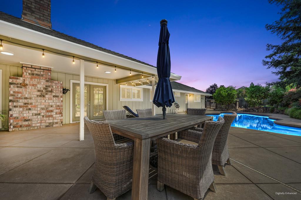 2218 Mclaren Drive