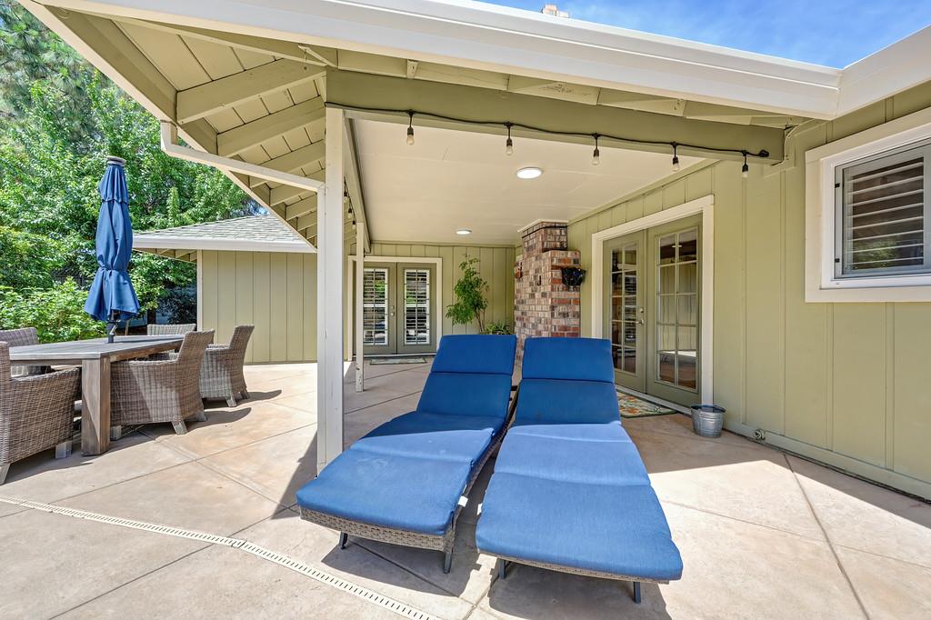 2218 Mclaren Drive
