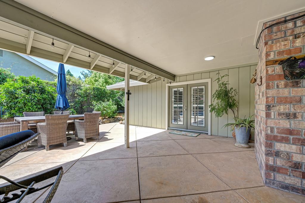 2218 Mclaren Drive