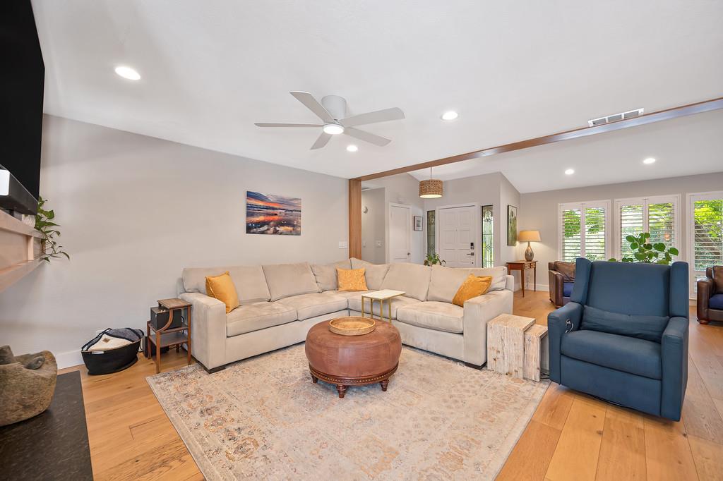 2218 Mclaren Drive