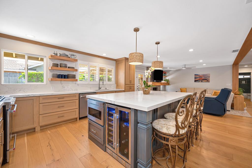 2218 Mclaren Drive
