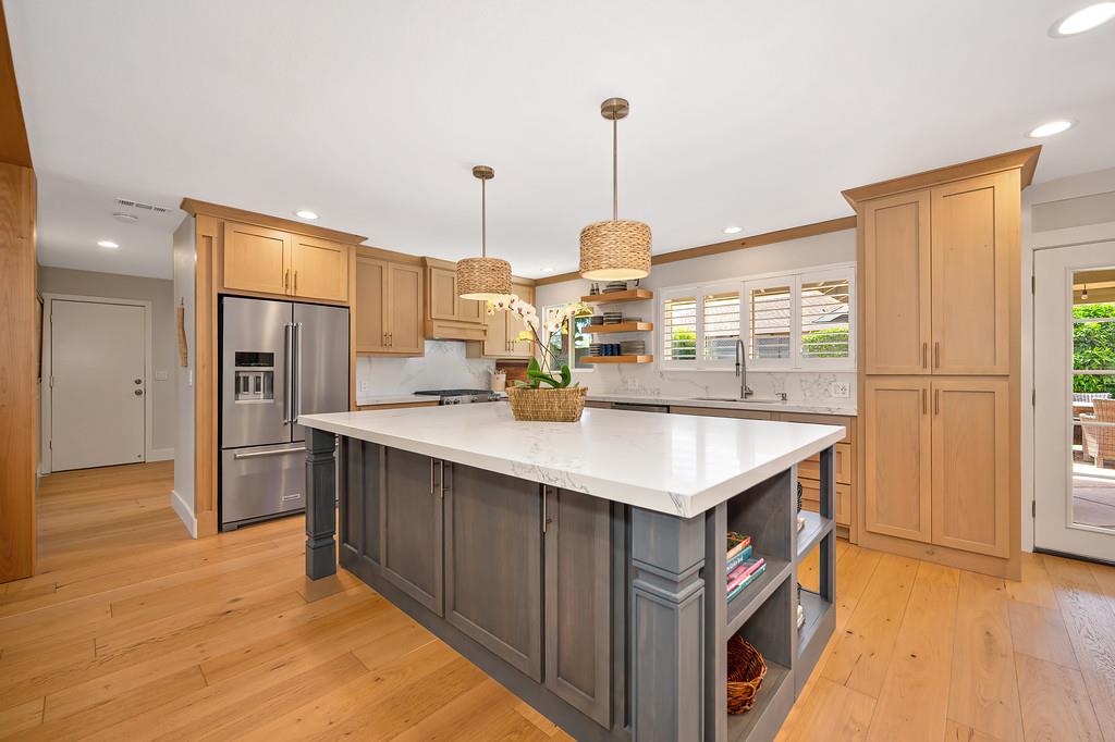 2218 Mclaren Drive