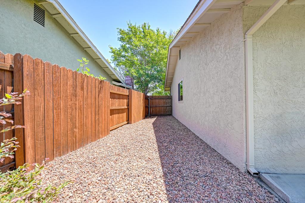 7873 Valley Quail Court