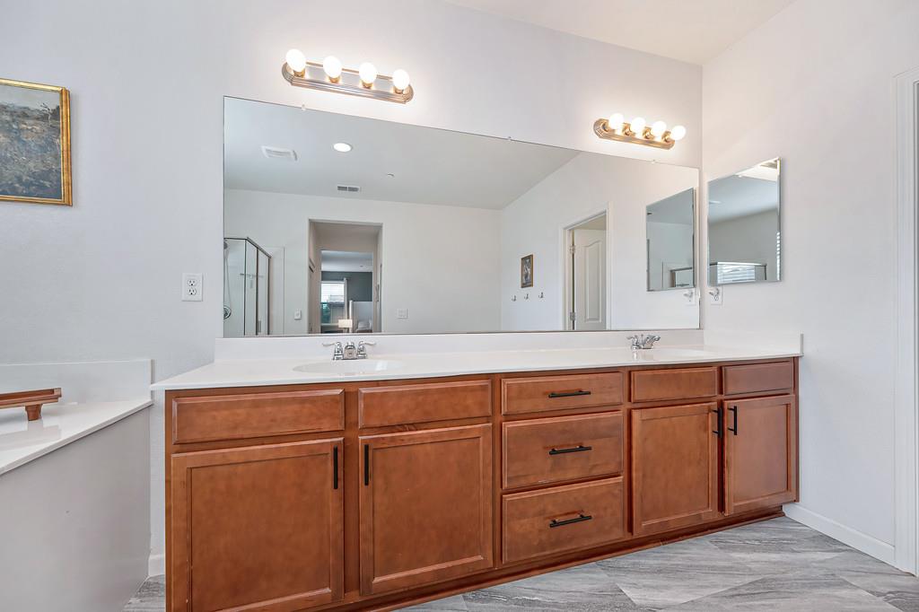4104 Brick Mason Circle