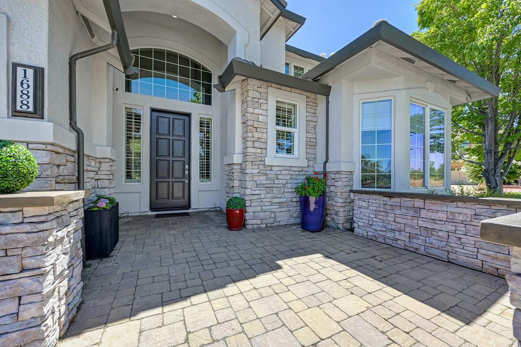 1688 Orvietto Drive
