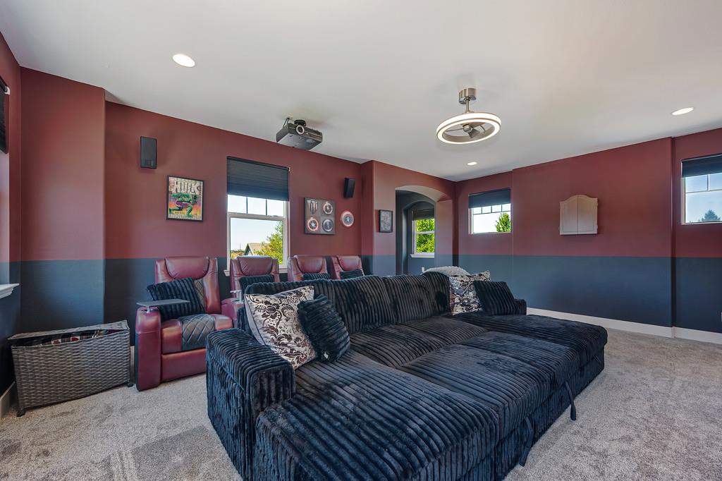 2745 Bickleigh Loop