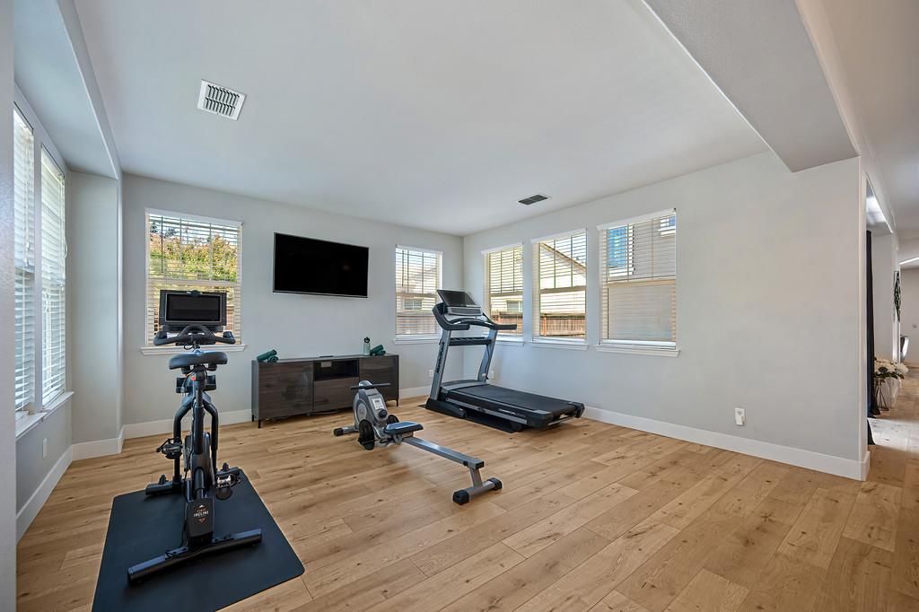 2745 Bickleigh Loop