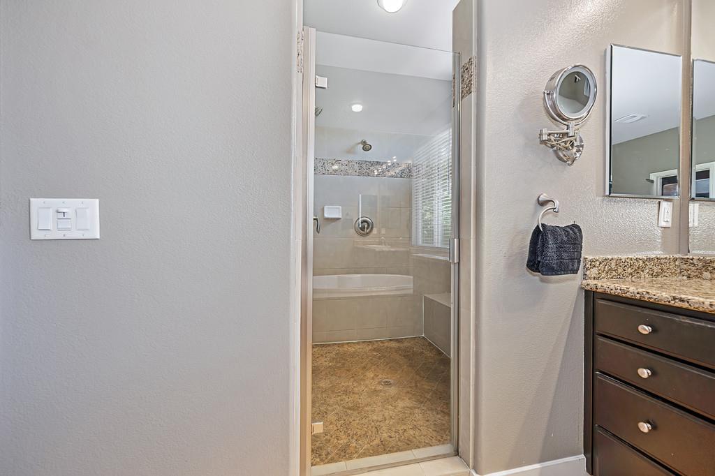 2745 Bickleigh Loop