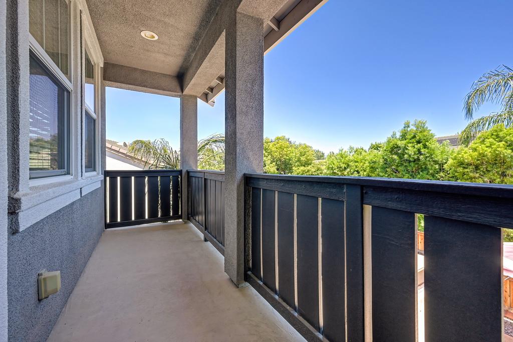 2745 Bickleigh Loop