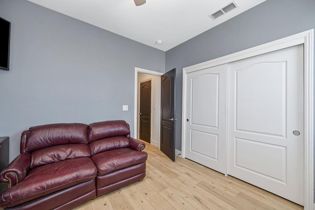 2745 Bickleigh Loop