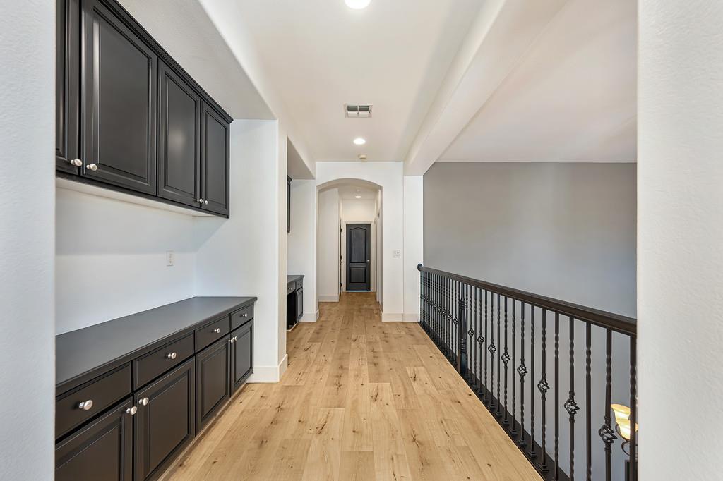 2745 Bickleigh Loop
