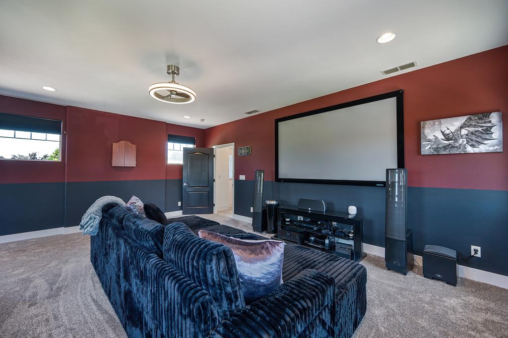 2745 Bickleigh Loop