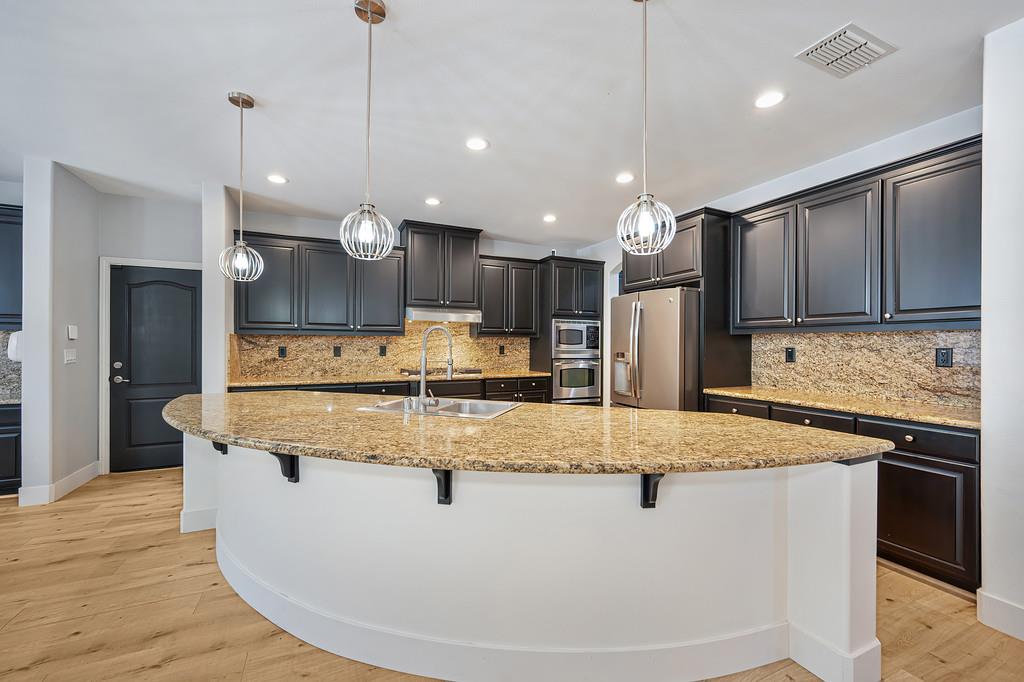 2745 Bickleigh Loop