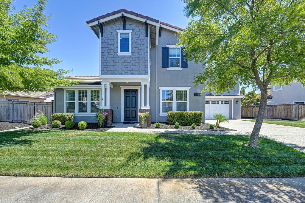 2745 Bickleigh Loop