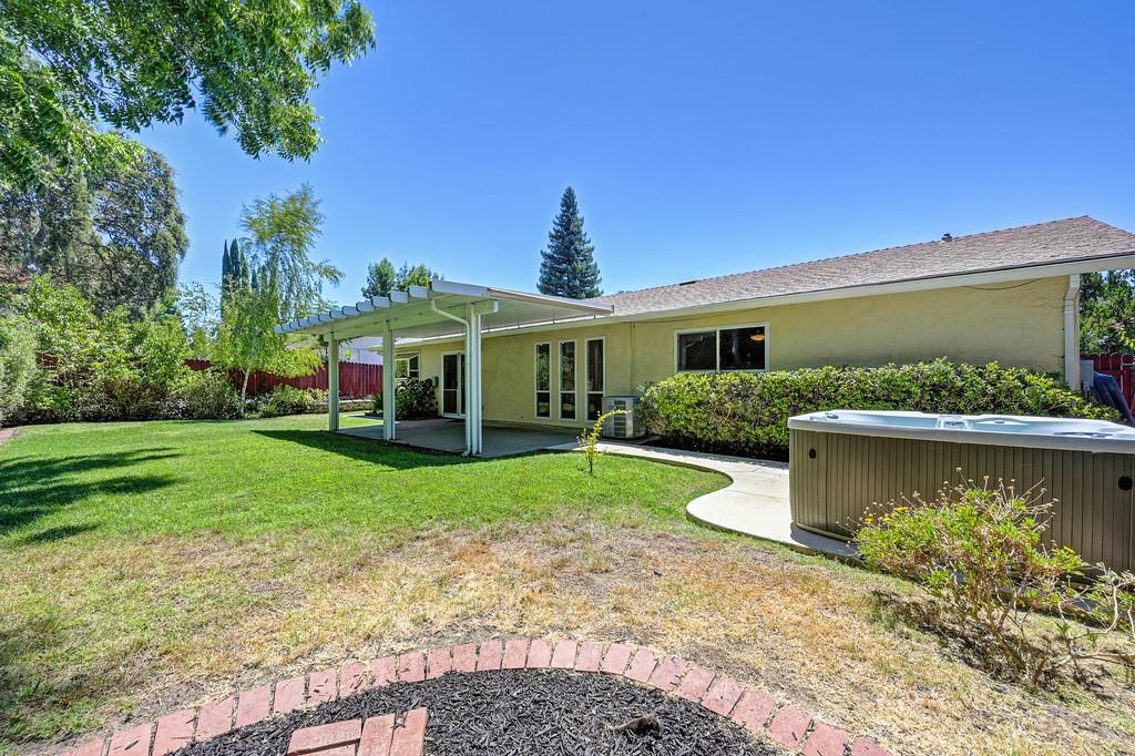 8105 Poppyfield Way