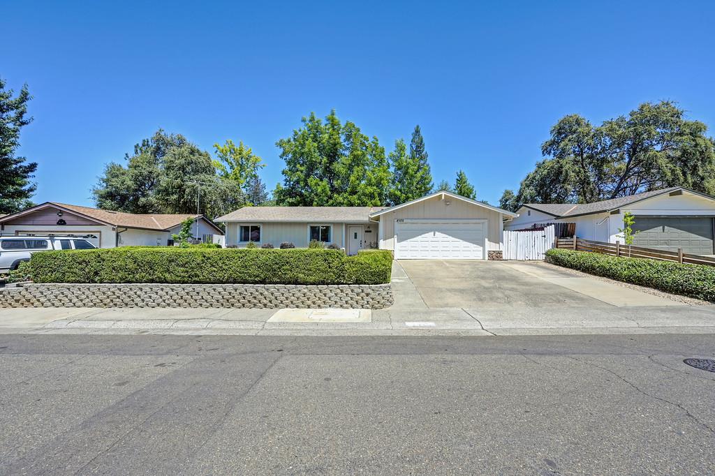 8105 Poppyfield Way