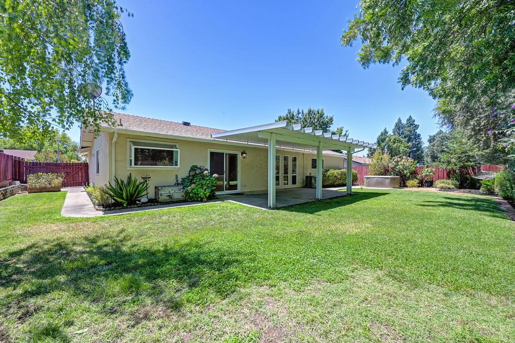 8105 Poppyfield Way