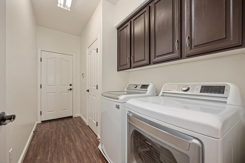 6924 Copper Glen Circle