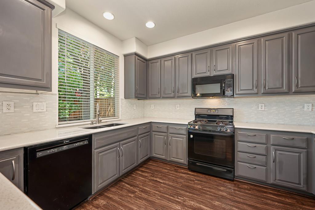 6924 Copper Glen Circle