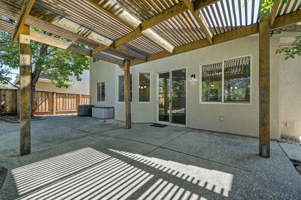 6924 Copper Glen Circle