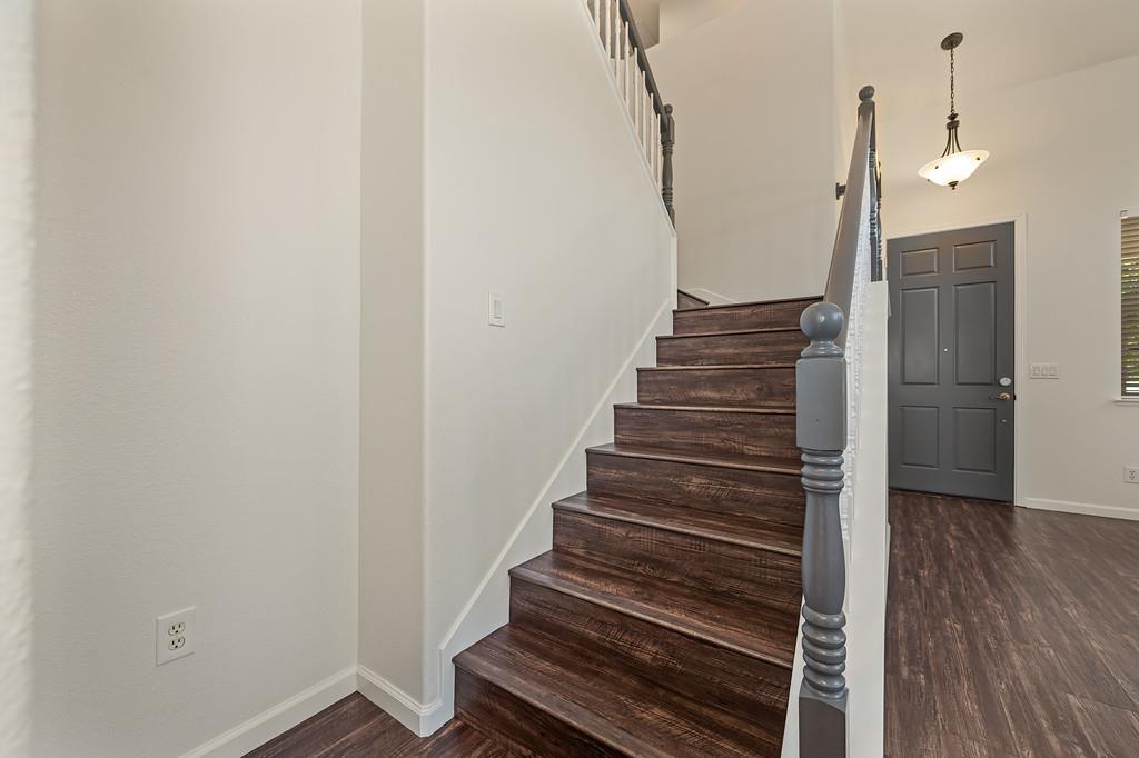 6924 Copper Glen Circle