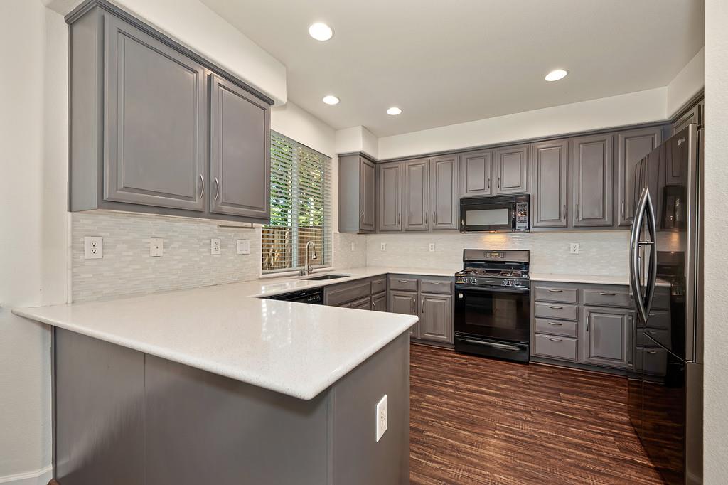 6924 Copper Glen Circle