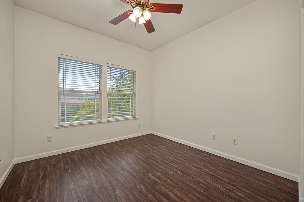 6924 Copper Glen Circle