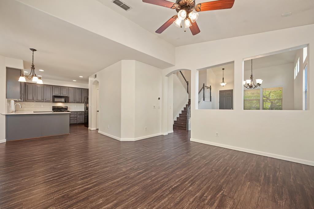6924 Copper Glen Circle