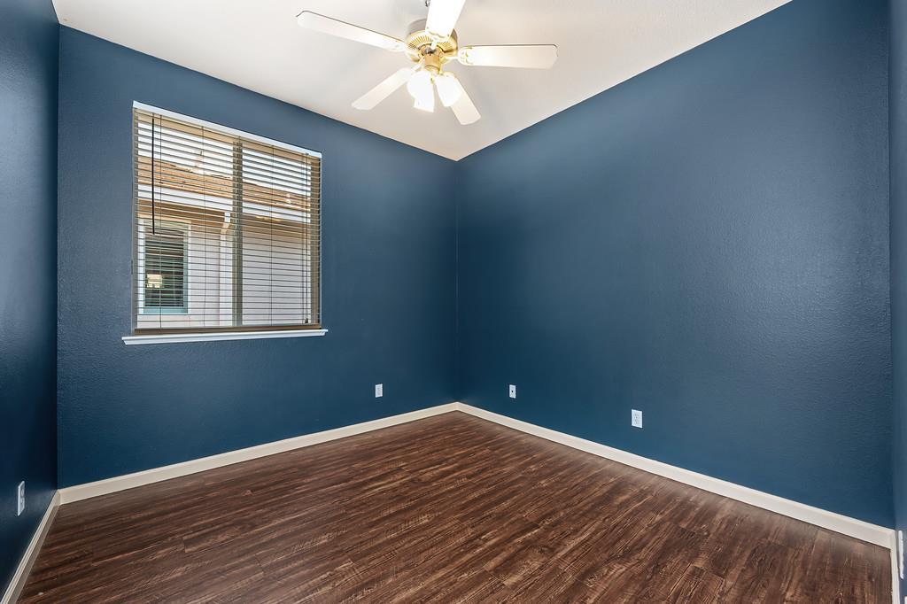 6924 Copper Glen Circle