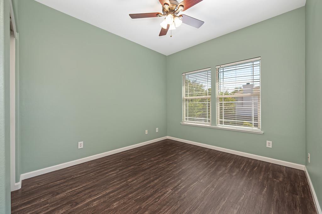 6924 Copper Glen Circle
