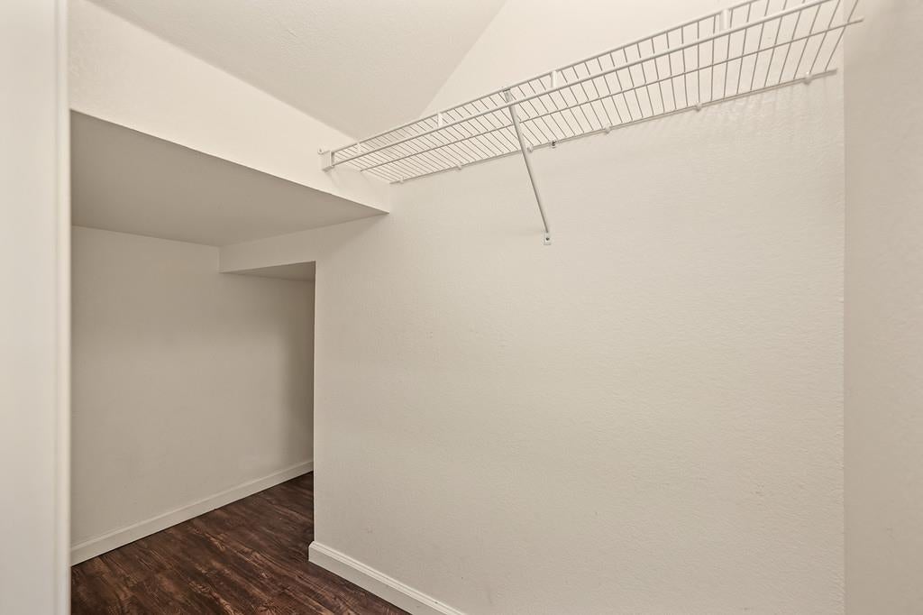 6924 Copper Glen Circle
