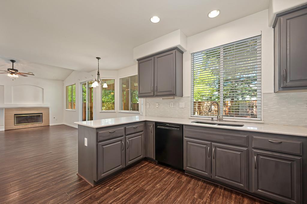 6924 Copper Glen Circle