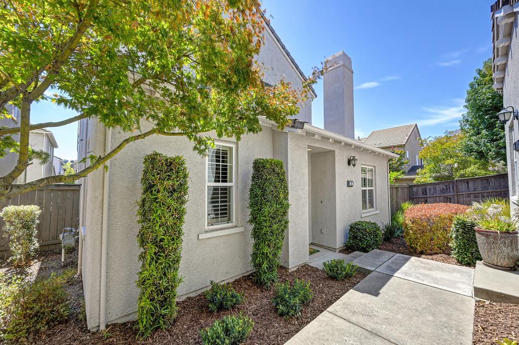 43 Villa Gardens Court