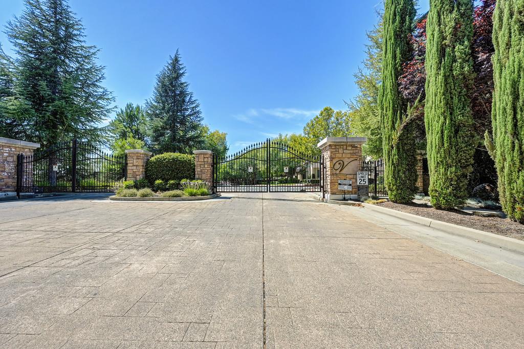 43 Villa Gardens Court