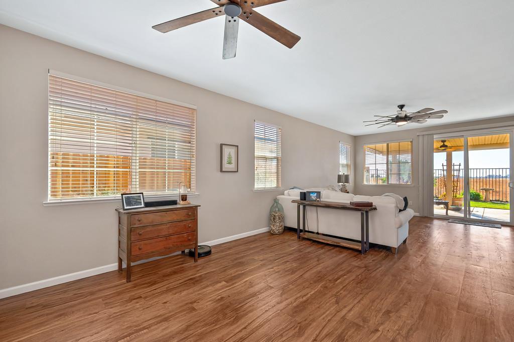1283 Barnhill Lane