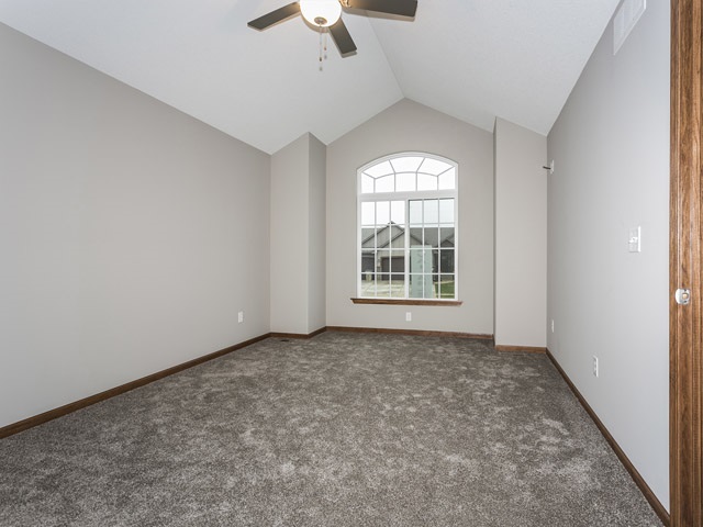 2224 E BIRCHWOOD CT