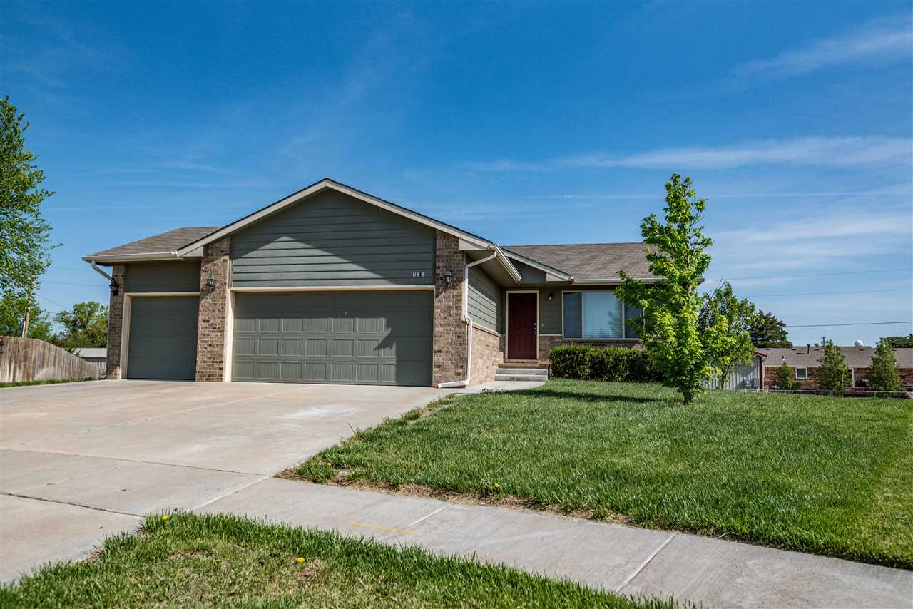 11818 W Wilkinson Ct