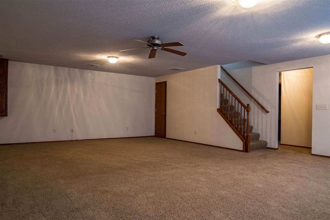 11818 W Wilkinson Ct
