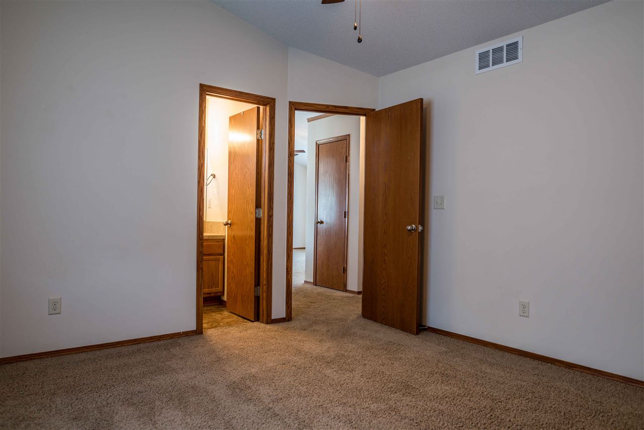 11818 W Wilkinson Ct