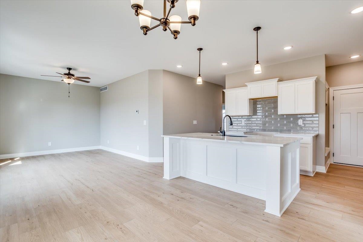 4355 Rutgers Cir