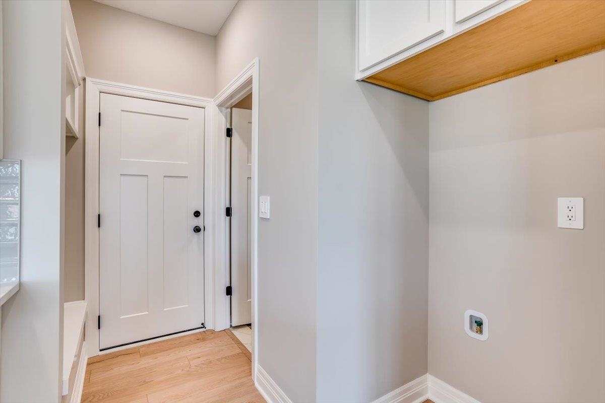 4355 Rutgers Cir